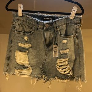 NWT Express size 4P denim ripped mini skirt